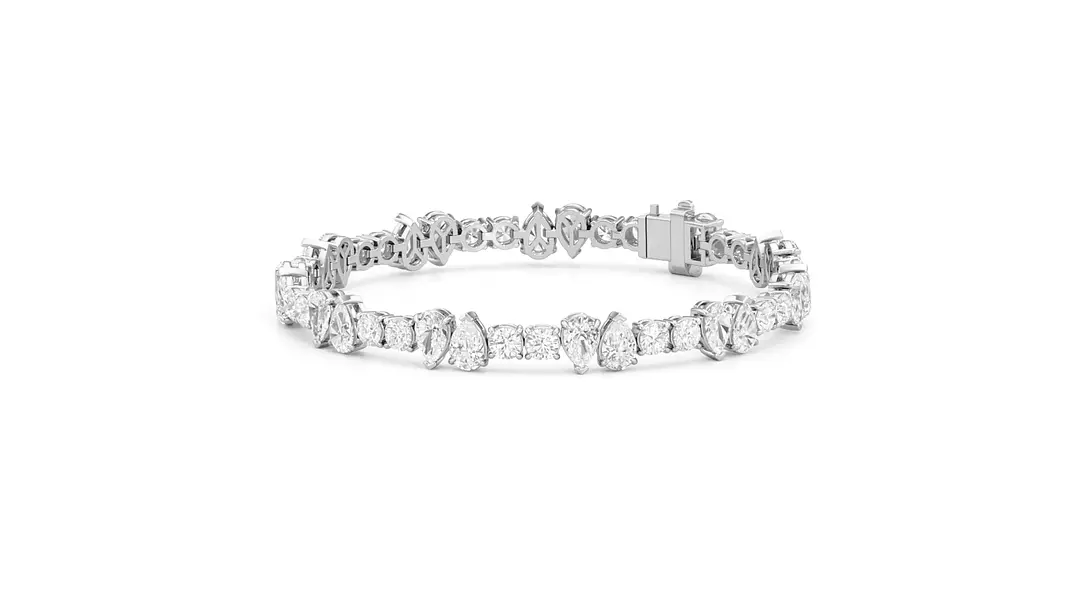 Pear shaped and round eco diamonds bracelet